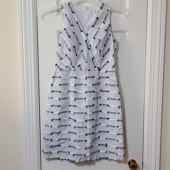 Dress - Picture 1 of 2